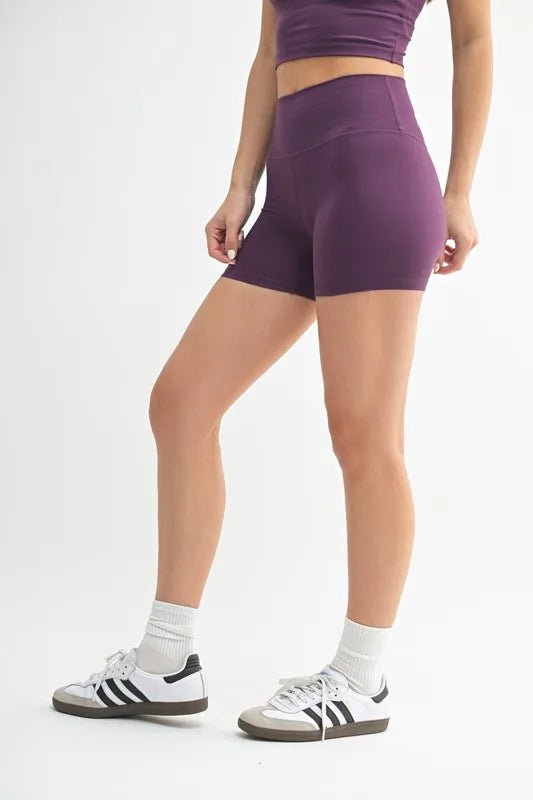 MONO B Venice Cloud Light Contour Biker Shorts - FLORENTINE IRIS