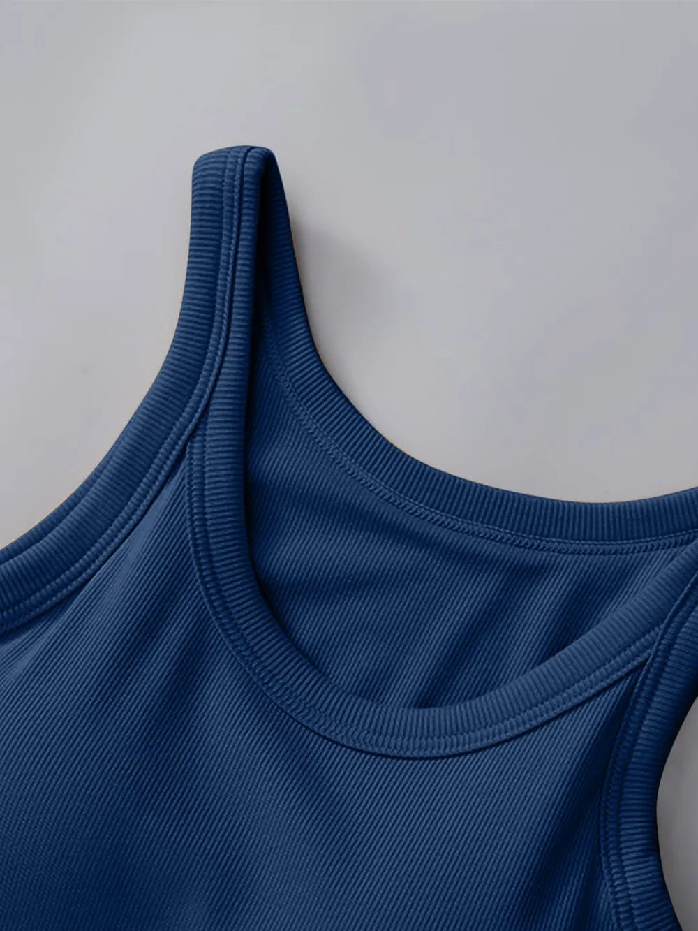 Round Neck Tank with Bra - FLORENTINE IRIS